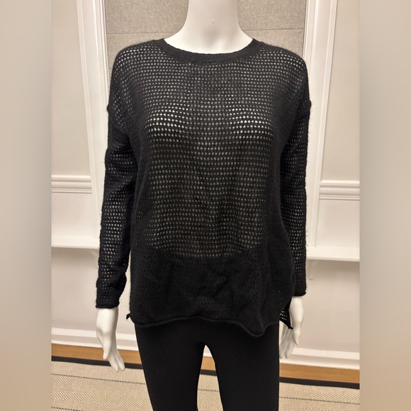 360 Cashmere Sweater - Picture 1 of 5